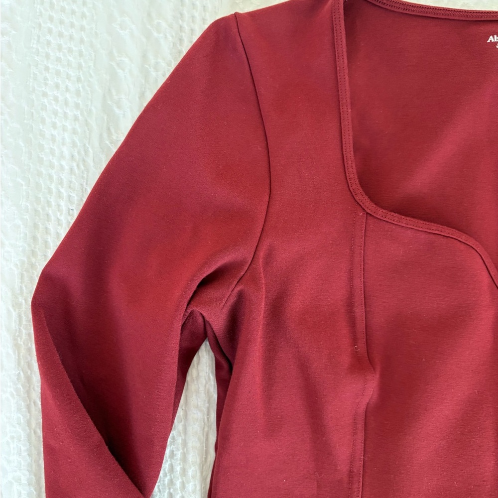 ✨NWOT✨Abercrombie Ponte Sweetheart Bodysuit - Picture 4 of 8